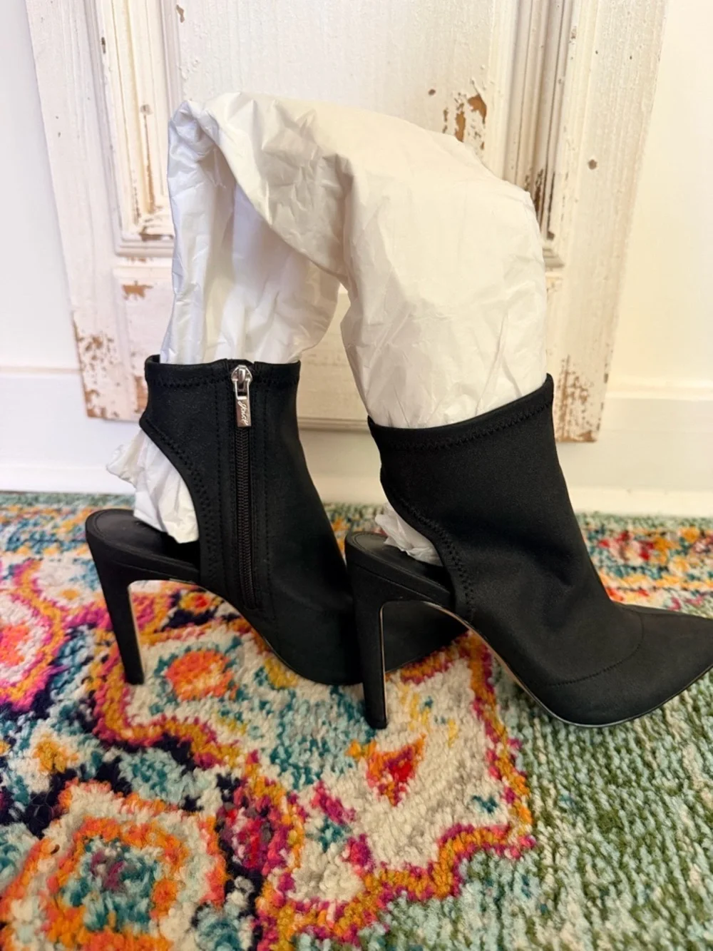 Jewel by Badgley Mischka Black Pointed Toe Stiletto Open Heel Size 7